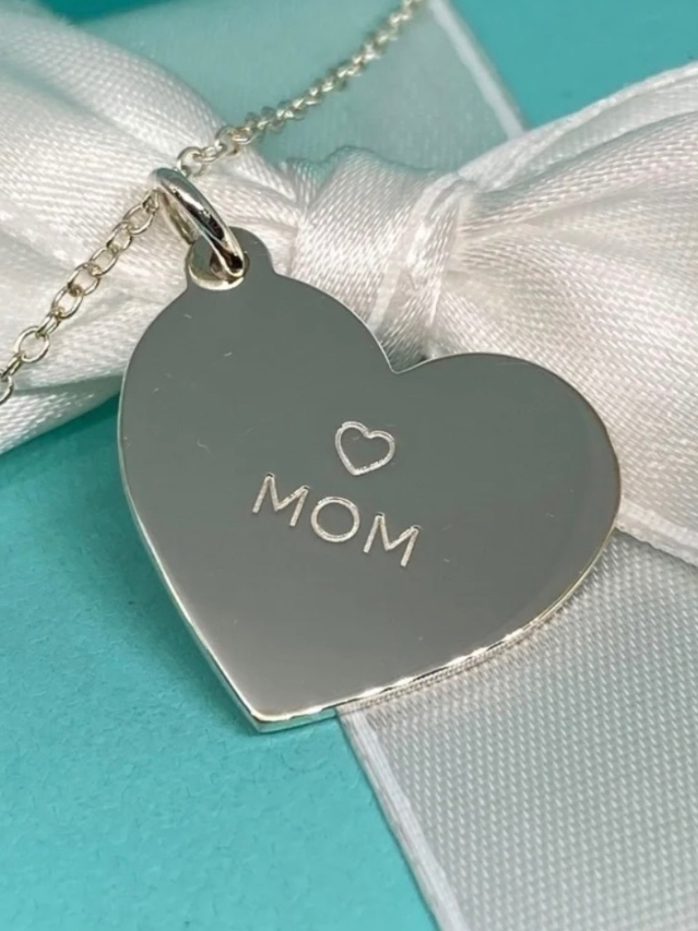 Tiffany & Co heart MOM heart tag charm NEW W/box